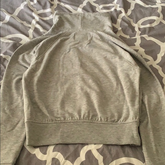 Sweater - Picture 3 of 4